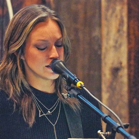 kaylaowens.com - Kayla Owens Music