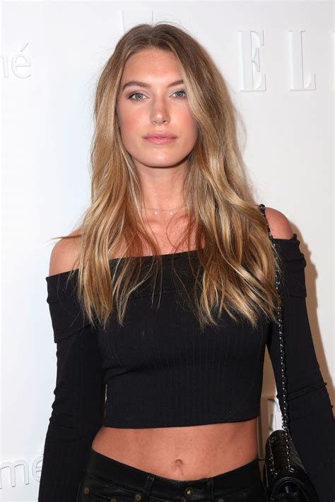 Caroline Lowe – HawtCelebs