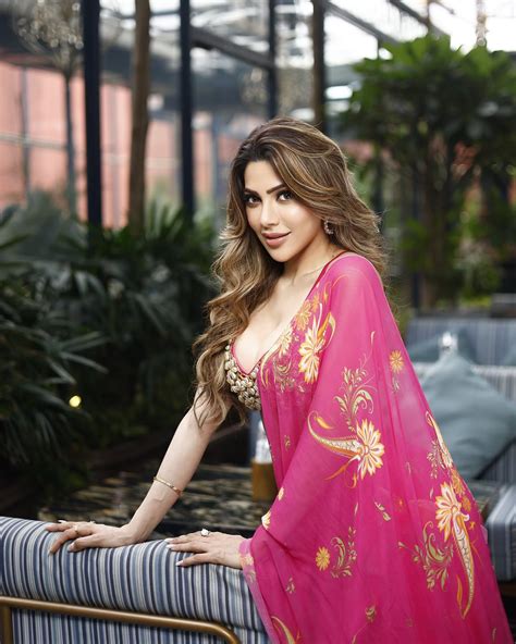 Nikki Tamboli Looks Lovely In Saree - Glam Actress