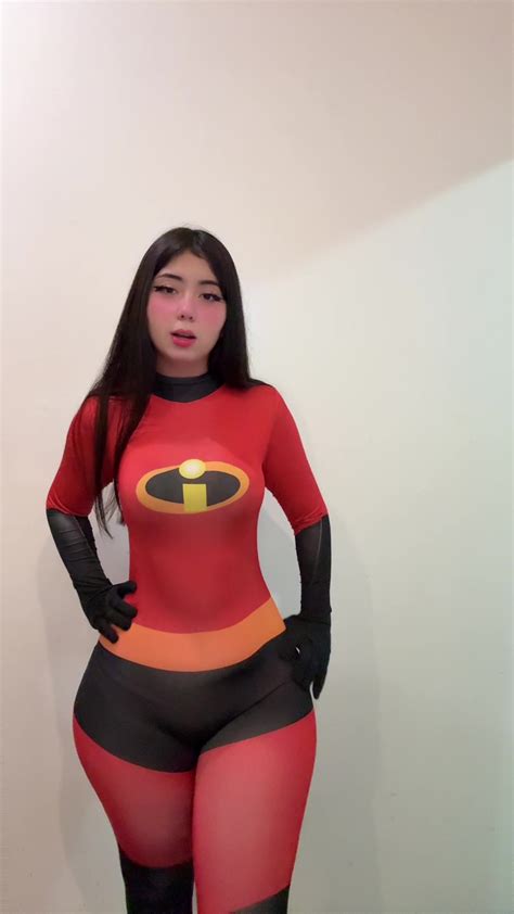 Elenita (@lovbyelenita) | TikTok