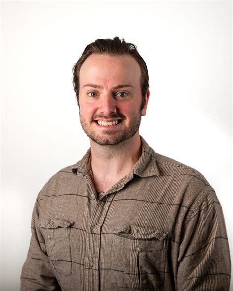 Salmon poisoning sickens dogs near Newport, Oregon