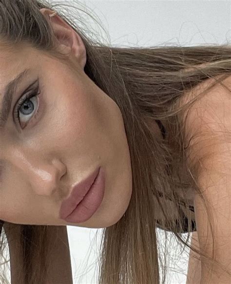🧸ᴘɪɴᴛᴇʀᴇꜱᴛ: @ɴɪɪᴄᴏʟᴇɴᴇᴜ | Прически, Виды макияжа, Макияж глаз