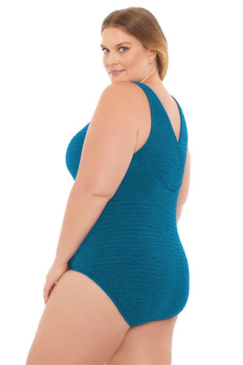 Penbrooke Krinkle Plus Size Chlorine Resistant Cross Back One Piece Sw