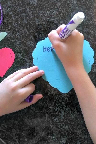 Grandparents Day Craft: Homemade Hug Greeting Cards! | Grandparents day ...