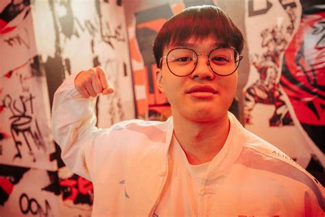 Bilibili Gaming XUN: "In terms of the jungling position especially, I ...