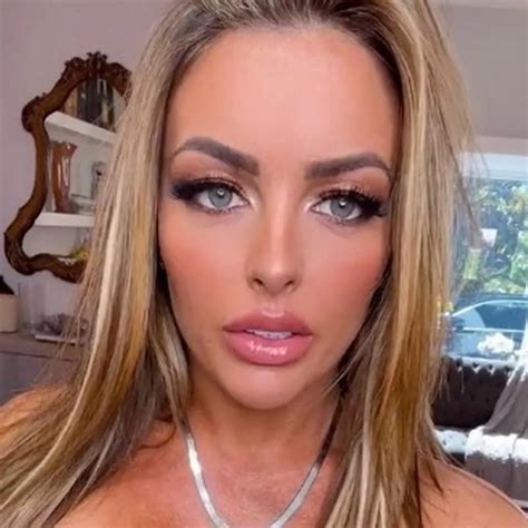 Mandy Roses Instagram, Twitter & Facebook on IDCrawl