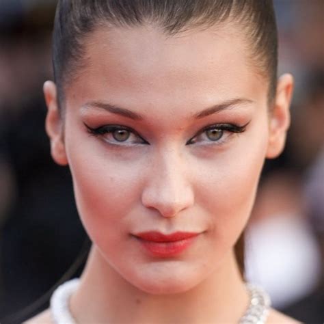 How the Most Beautiful Women in the World Look Without Makeup / Bright Side