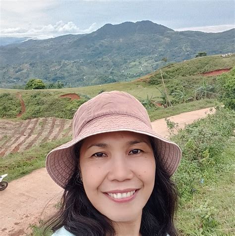 The Visayan Daily Star - Stop lying, Olivia tells 4 children BY CARLA P