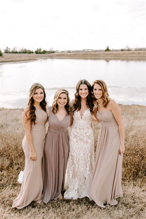 Sand Colored Bridesmaid Dresses | Coloring Pages