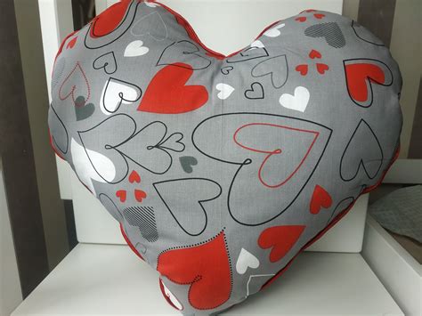 Super easy sewing pattern, Fabric heart pillow sewing patter - Inspire