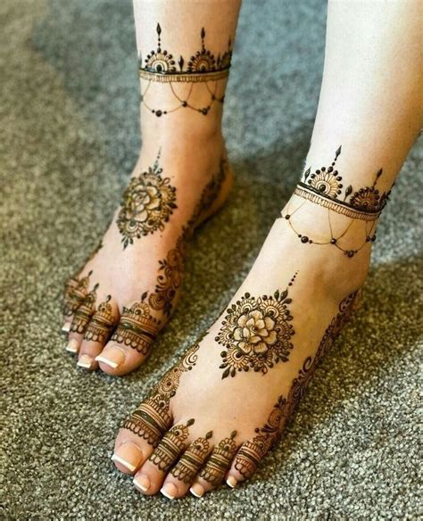 Feet Henna Design! | Henna designs feet, Henna designs hand, Foot henna