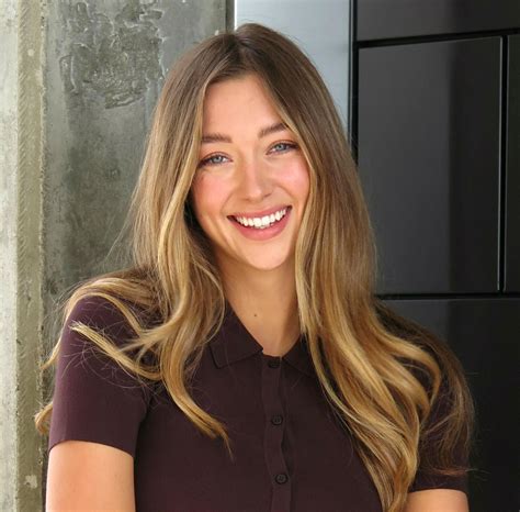 Penelope Simpson - Sexy