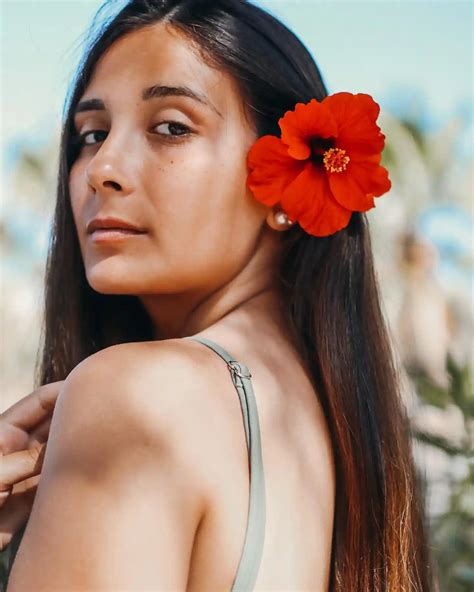 Who is Tatiana Rendeiro Torres? Meet Vitinha's Stunning Girlfriend