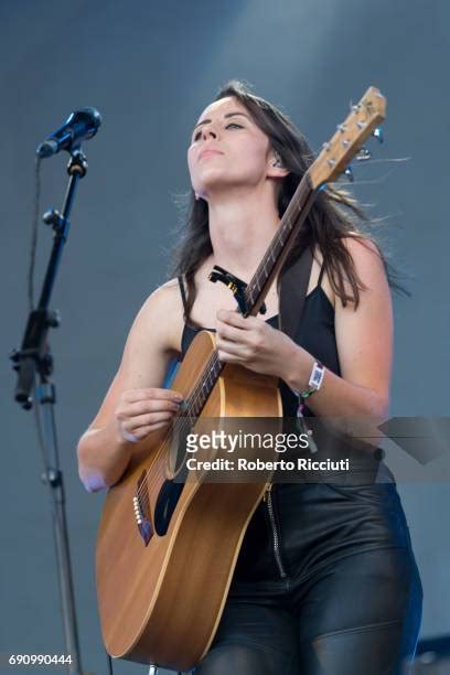 14 Gordi (Musician) Stock Photos, High-Res Pictures, and Images - Getty ...