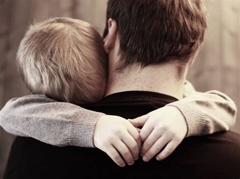 Hijo, aunque el mundo se venga abajo, siempre lucharé por ti | Familias