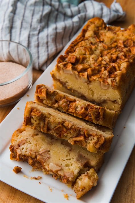28 Best Sweet & Savory Christmas Breads - Easy Christmas Bread Recipes