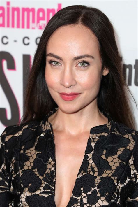 Courtney Ford: 2018 Entertainment Weekly Comic-Con Party -03 | GotCeleb