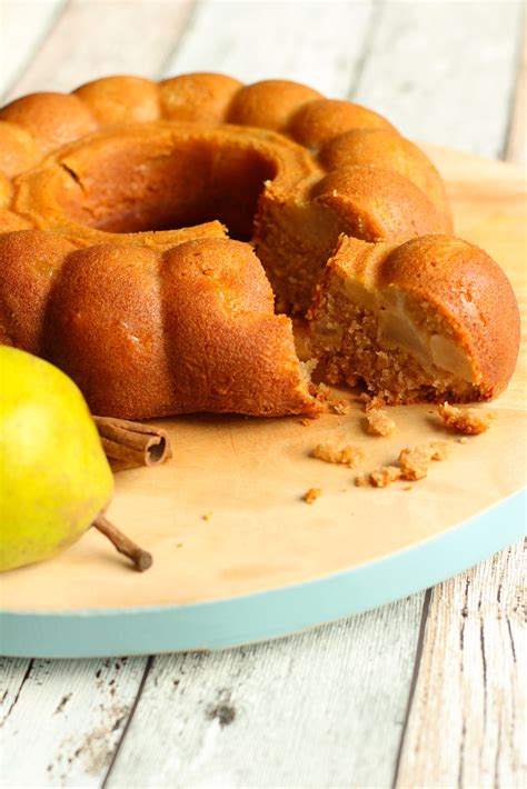 pear cake studio boess