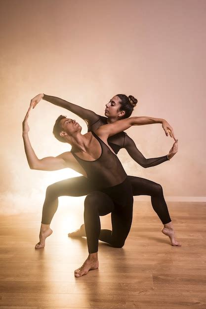 Free Photo | Front view ballet choreography