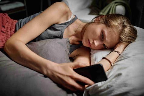 Sleep and Social Media: How Screen Time Affects Rest