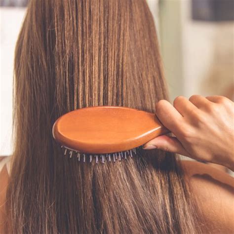how to remove hair from a hairbrush