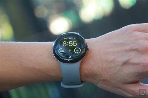 Pixel Watch 2 review: Not leading the way, but no longer lagging | Engadget