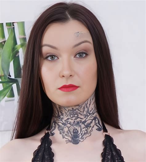 Tabitha Poison (Actress) Biography, Videos, Photos, Age, Wiki, Height