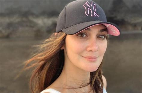 Luna Maya Liburan Bareng Keluarga Faisal Nasimuddin, Netizen: Berkelas ...