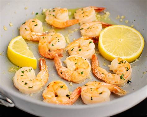How to Cook Shrimp on the Stove (+6 Other Easy Methods)