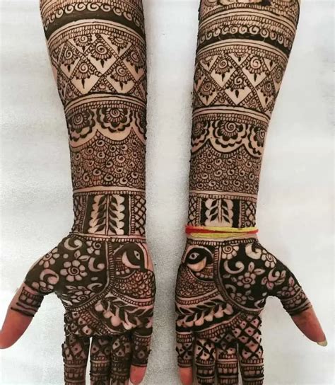 Peacock Mehndi Design Simple and Easy for Celebrations