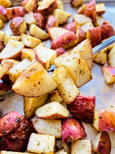 Simple Roasted and Seasoned Red Potatoes - Allergy a la Mode