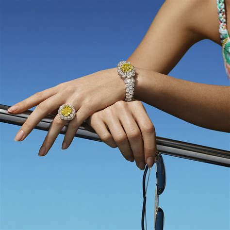 jewellery | jewels | fashion | still life | Graff | social media ...