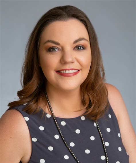 Hidden Gems: Meet Lindsey Meadows Chapman of Meadows Resources - Voyage