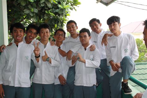 babeh: pelajar SMA