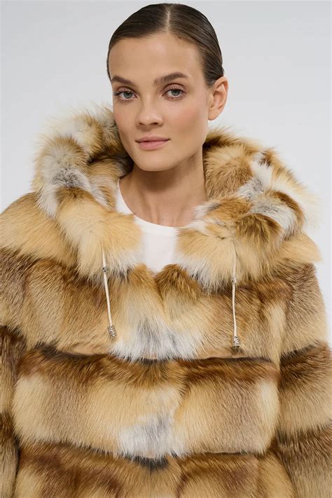 Шуба из меха лисы Fur_avenue 719847003 цены в Москве, купить одежду ...