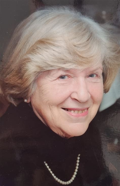 Personalized Memorial and Funeral Services at Swan Funeral Home 4