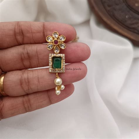 Square Emerald Earrings - South India Jewels