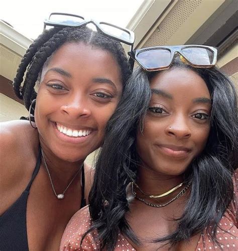 10 Photos Of Simone Biles With Her Parents & Siblings