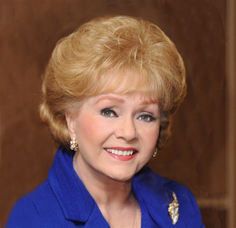 Debbie Reynolds movie reviews & film summaries | Roger Ebert