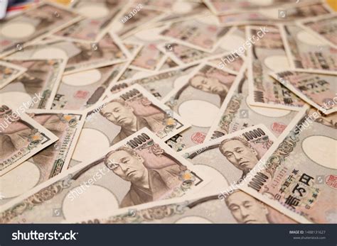 146,840 Than yen Images, Stock Photos & Vectors | Shutterstock
