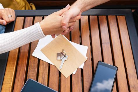 Do Property Managers Find Tenants? | MD Squared