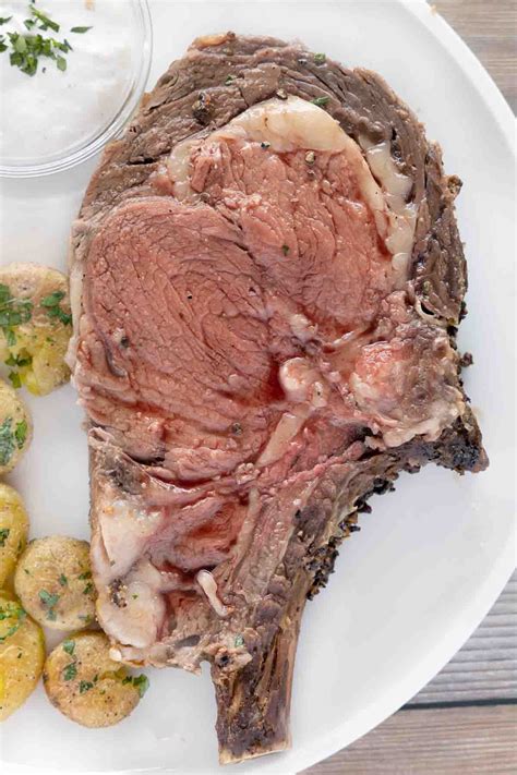 Prime Rib Roast {Standing Rib Roast} | Chef Dennis