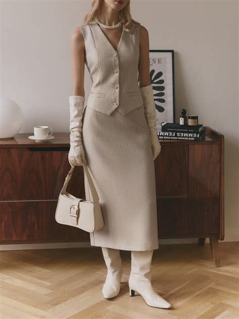 Твидовый приталенный жилет :: LICHI - Online fashion store