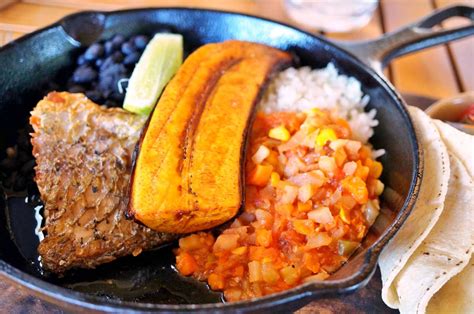 Casado: The Ultimate Guide to Costa Rica’s Iconic Meal