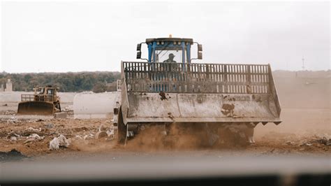 Does A Low-Maintenance Landfill Compactor Make A Difference?