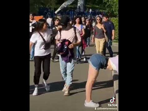Comendo A Bundinha Da Esposa - HOMEM OLHA A BUNDA DE OUTRA MULHER E APANHA DA ESPOSA. - YouTube