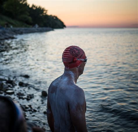 Open water swimmer profile: Loren King – GLOW Swimming