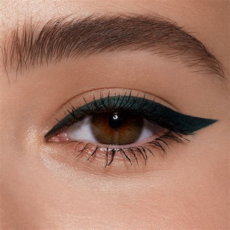 Карандаши для глаз - купить в интернет-магазине ROMANOVAMAKEUP