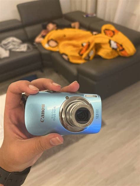 CANON SONY CYBERSHOT POWERSHOT NIKON COOLPIX IXUS, Photography, Cameras ...