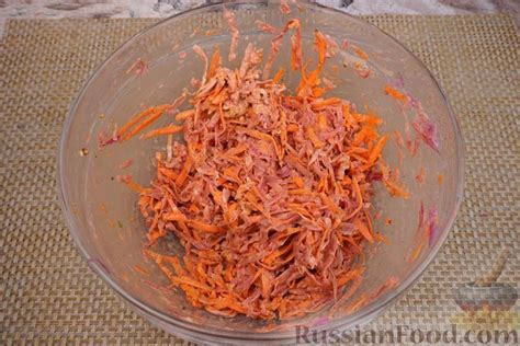 Рецепт: Салат из редьки с морковью на RussianFood.com